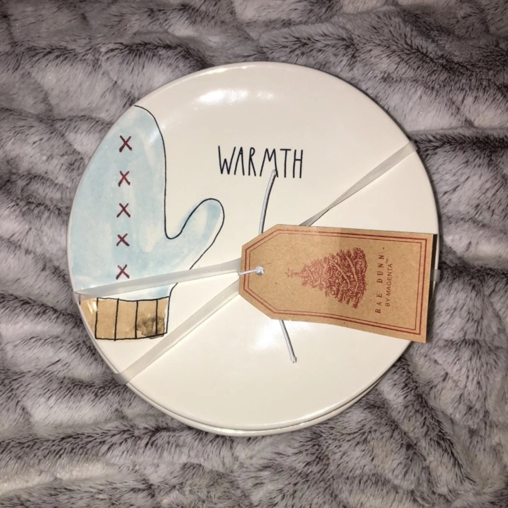 Rae Dunn winter plate set